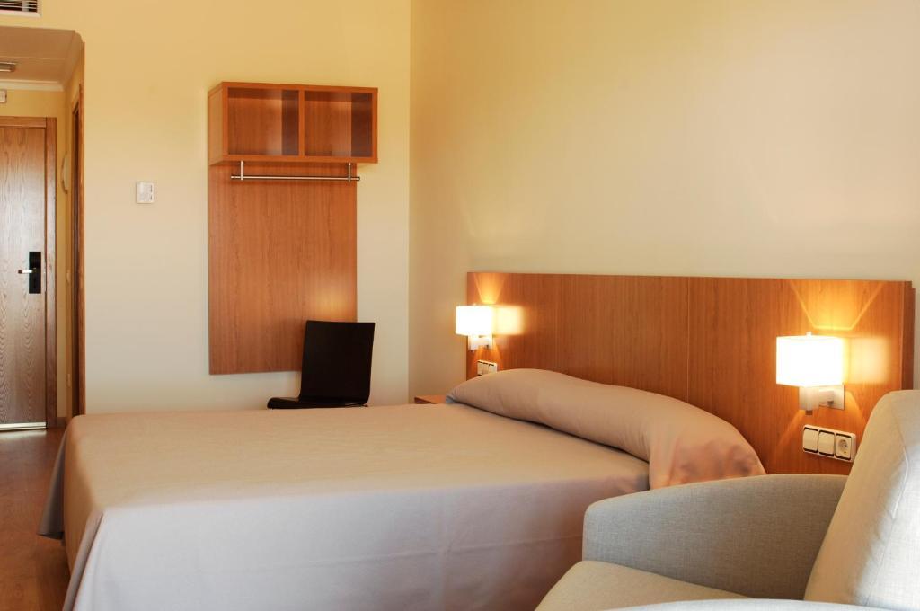 As Monreal Del Campo Hotel Luaran gambar
